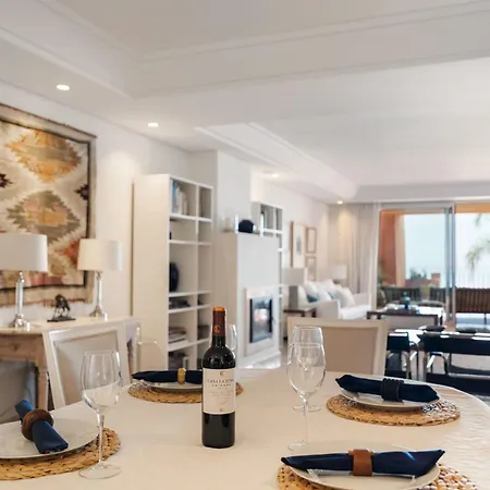 Exclusive 1 Line In With Panoramic Views Appartement *