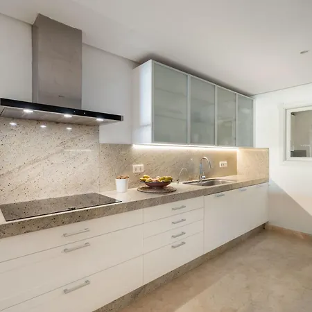 Exclusive 1 Line In With Panoramic Views Appartement Marbellac