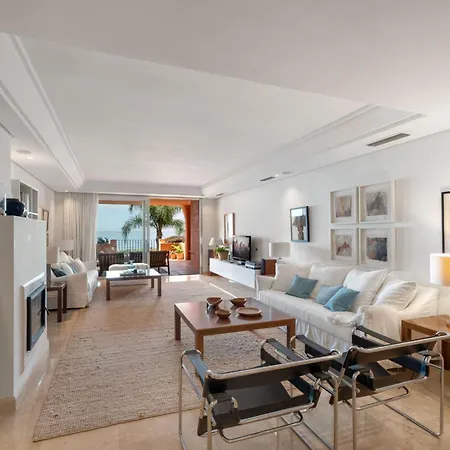 Exclusive 1 Line In With Panoramic Views * מארבלה