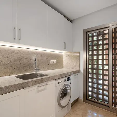 Exclusive 1 Line In With Panoramic Views מארבלה